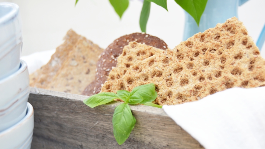 Forskare tror sig kunna se tendenser att selen, som finns i bland annat hårt bröd, minskar dödligheten i bröstcancer. Foto: Shutterstock